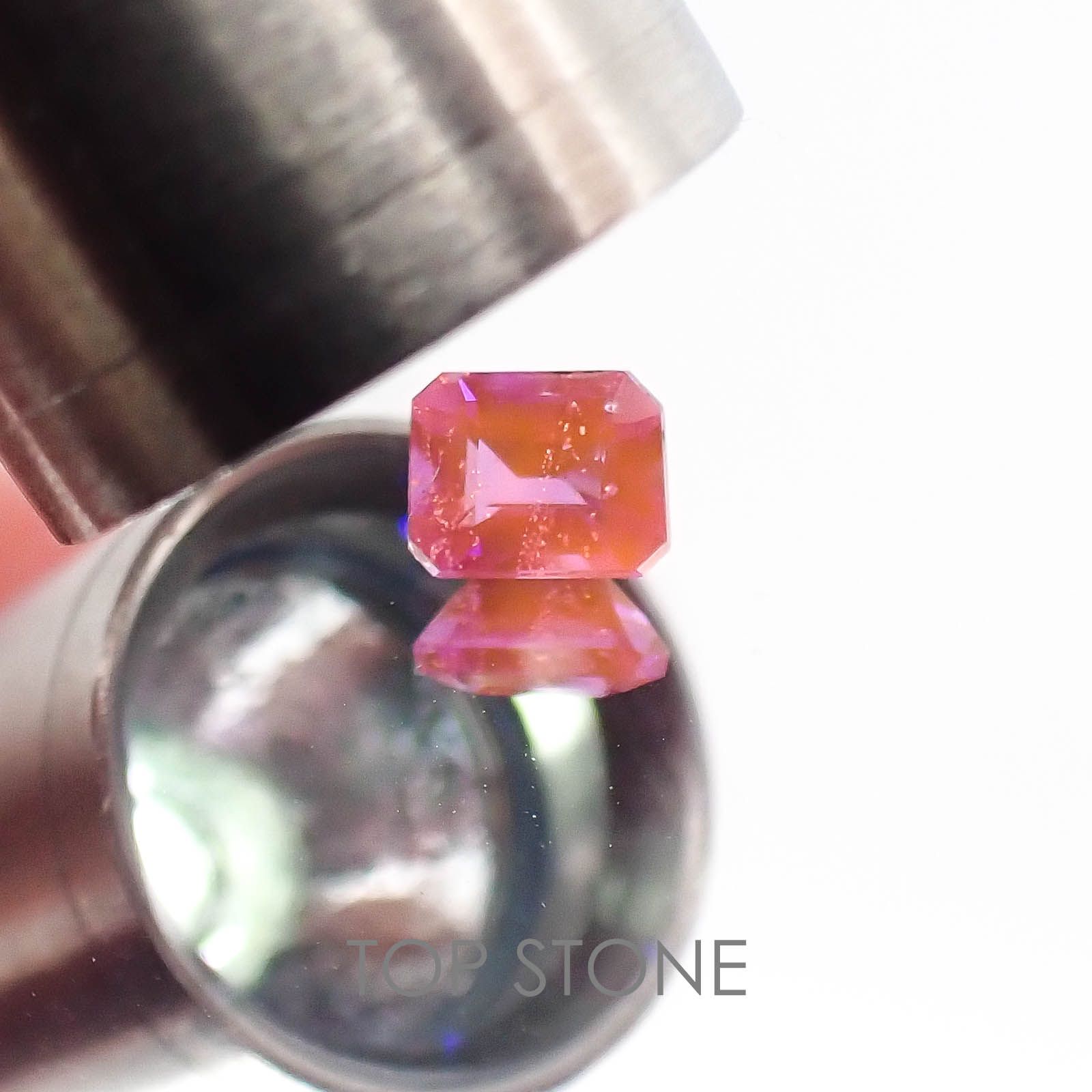 ハックマナイト アフガニスタン産 ルース 0.17ct[20074177]3.9×3.1mm前後