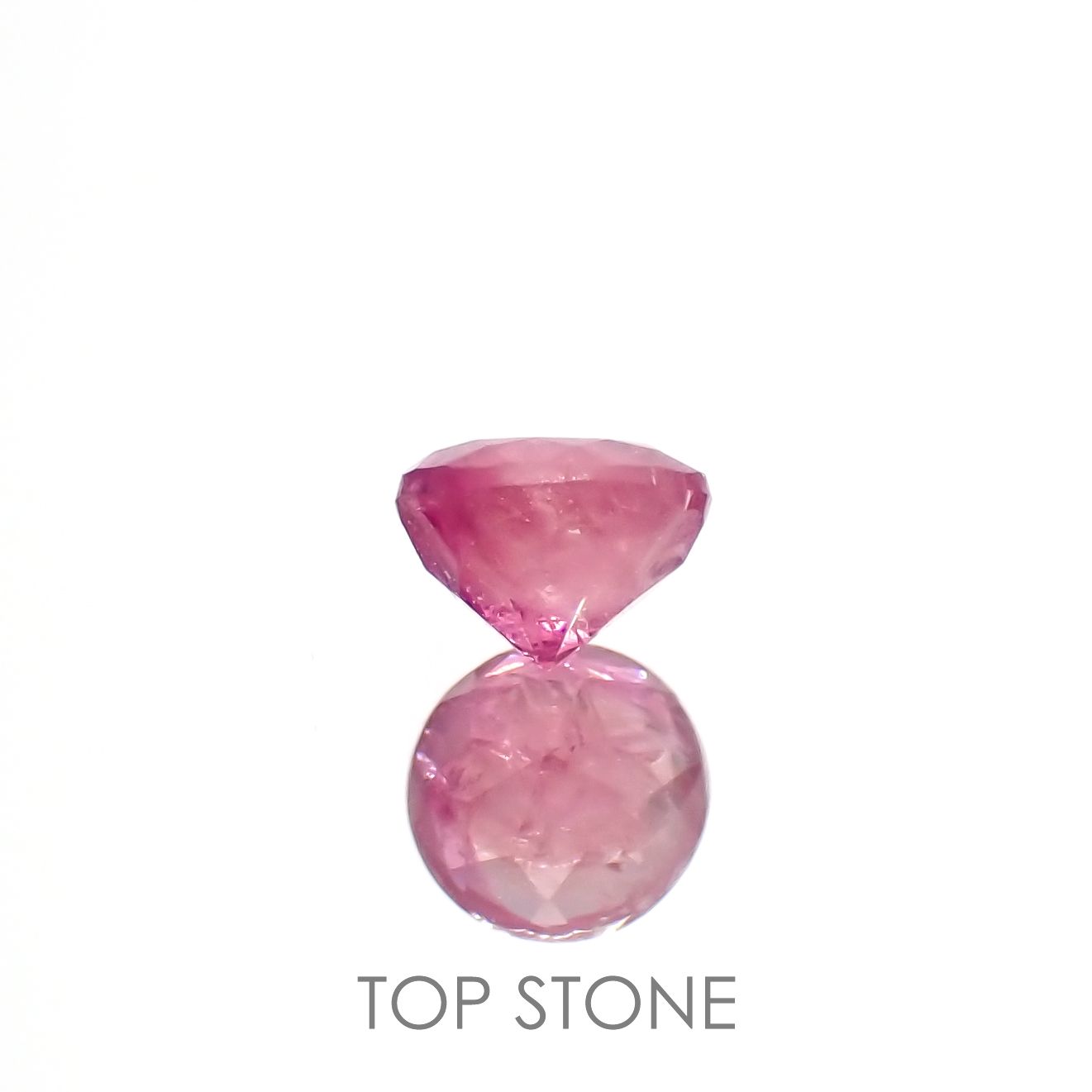 レッドベリル(宝石名レッド・ベリル/ピンク・ベリル)アメリカ・ユタ州産 0.18ct 識別済[220716758]3.5x3.5mm前後