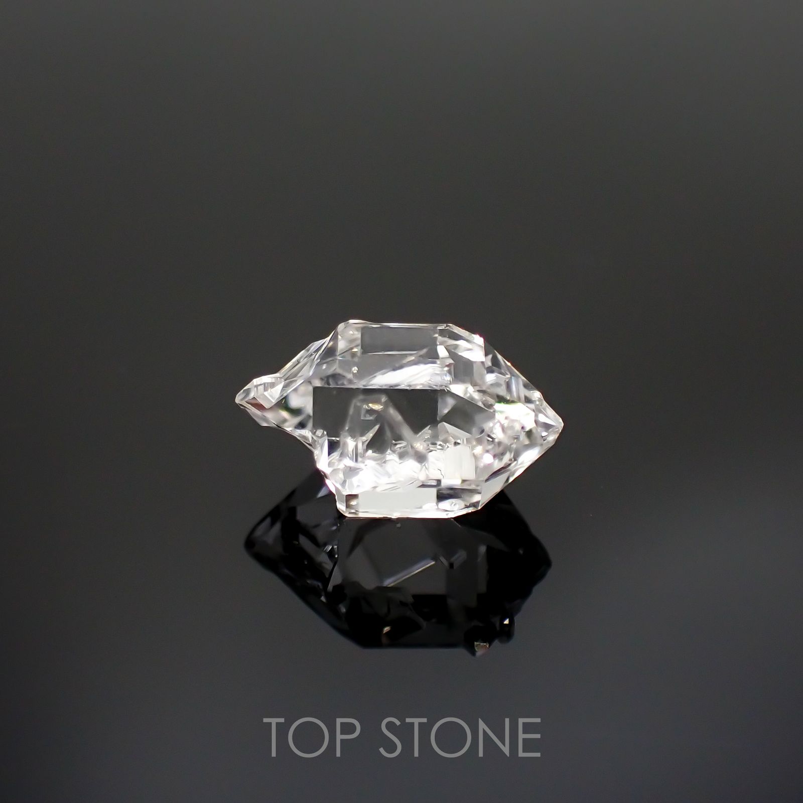 ハーキマーダイヤモンド 原石 アメリカ・ニューヨーク州産 3.49ct[220115428]12.2x8.4mm前後