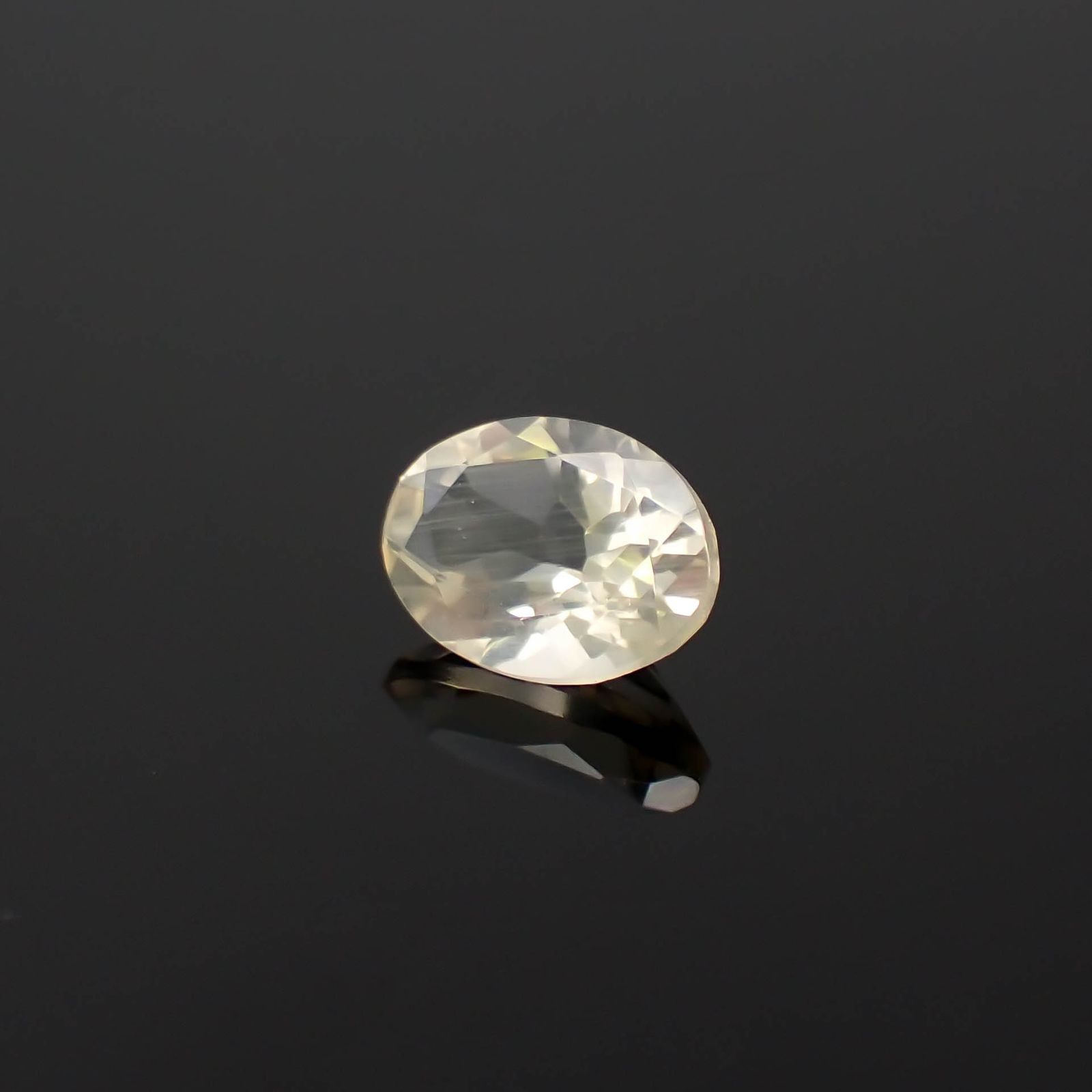 ゴールデンラブラドライト メキシコ産 1.13ct / 8x6mm前後 [251220368]