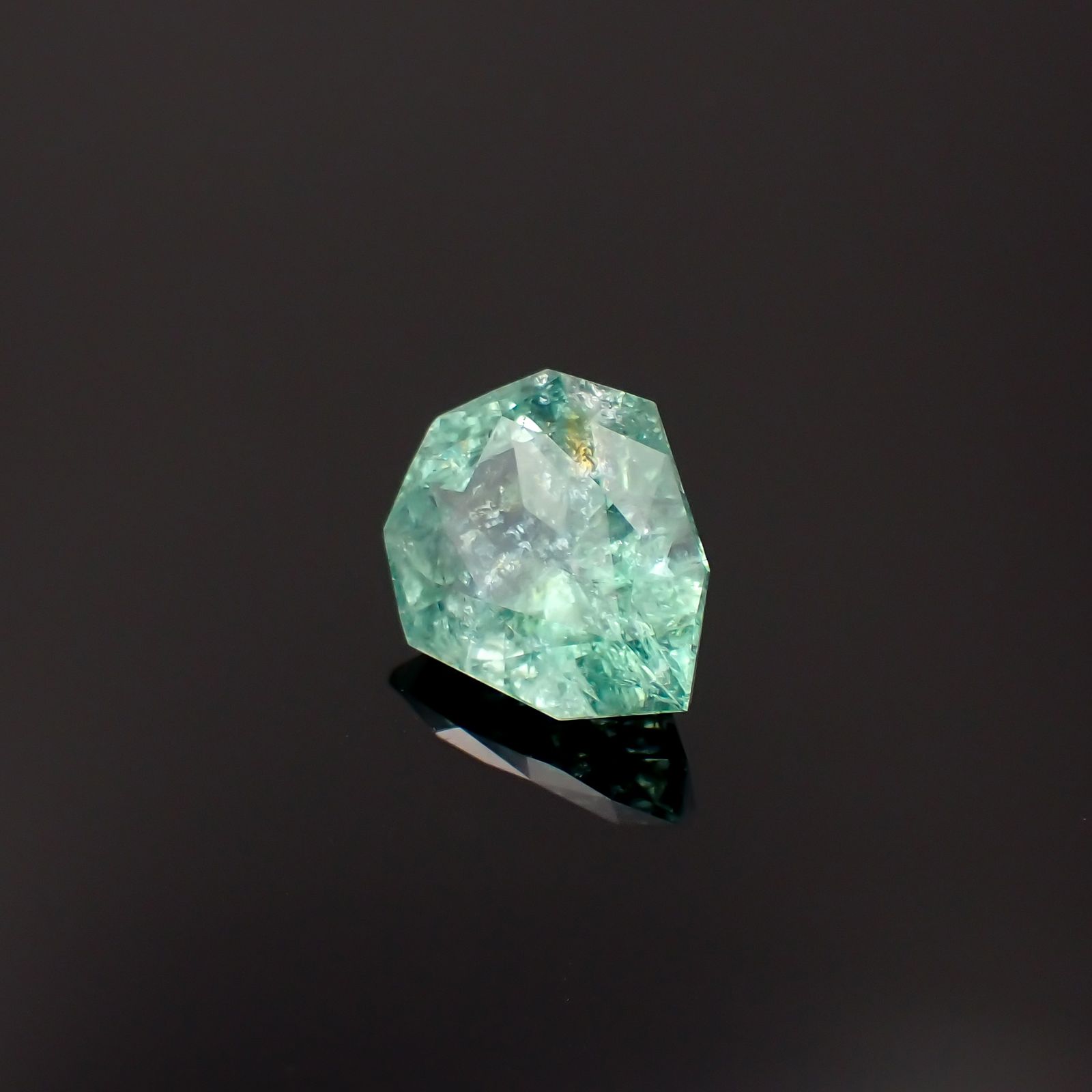 ◇カスタムカット◇パライバトルマリン モザンビーク産 6.53ct[230622509]14.2x12.1mm前後
