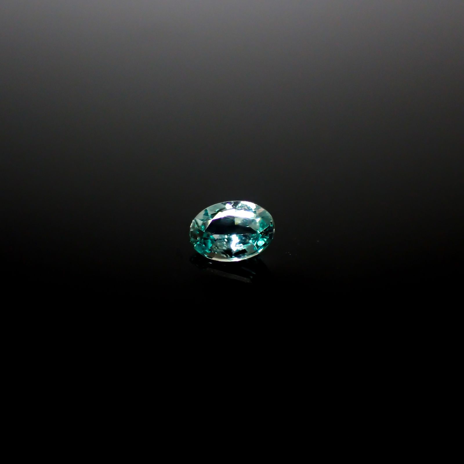 アレキサンドライト ブラジル産/EmeraldMains社製 0.11ct[240527587]3.6x2.6mm前後
