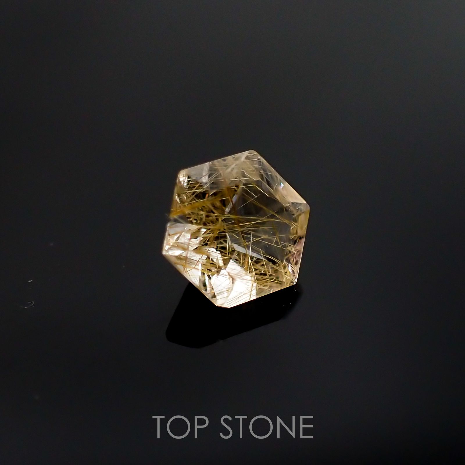 ◇ヘキサゴンカット◇ルチルクォーツSA ブラジル産 ルース 0.88ct[210511013]6.1×6mm前後