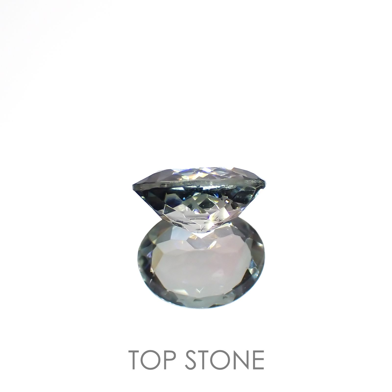 バイカラートルマリン(宝石名バイカラー・トルマリン)コンゴ民主共和国産 1.613ct ソ付(彩珠)[220717026]8.7x6.9mm前後