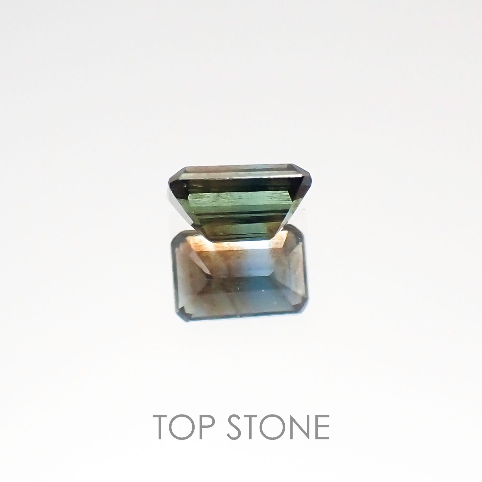 ゴールドシーンサファイア 非加熱 ケニア産 ルース 0.31ct[20117121]4.4×2.9mm前後