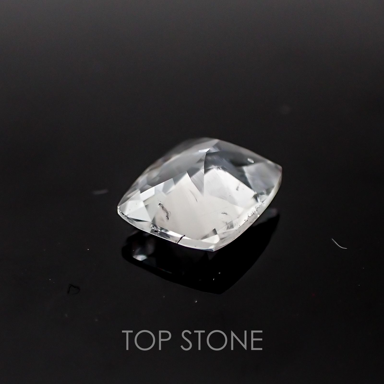 ハイアライトオパール メキシコ産 ルース 1.29ct[20118246]8.2×7.1mm前後