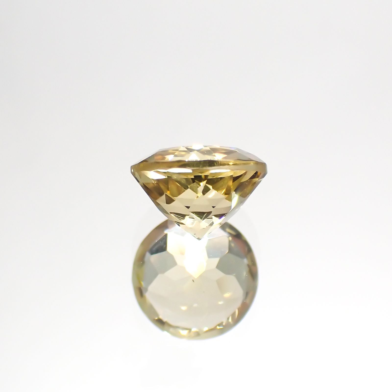 イエローベリル(宝石名イエロー・ベリル)ブラジル産 1.33ct 識別済[220114233]7.1x7.1mm前後