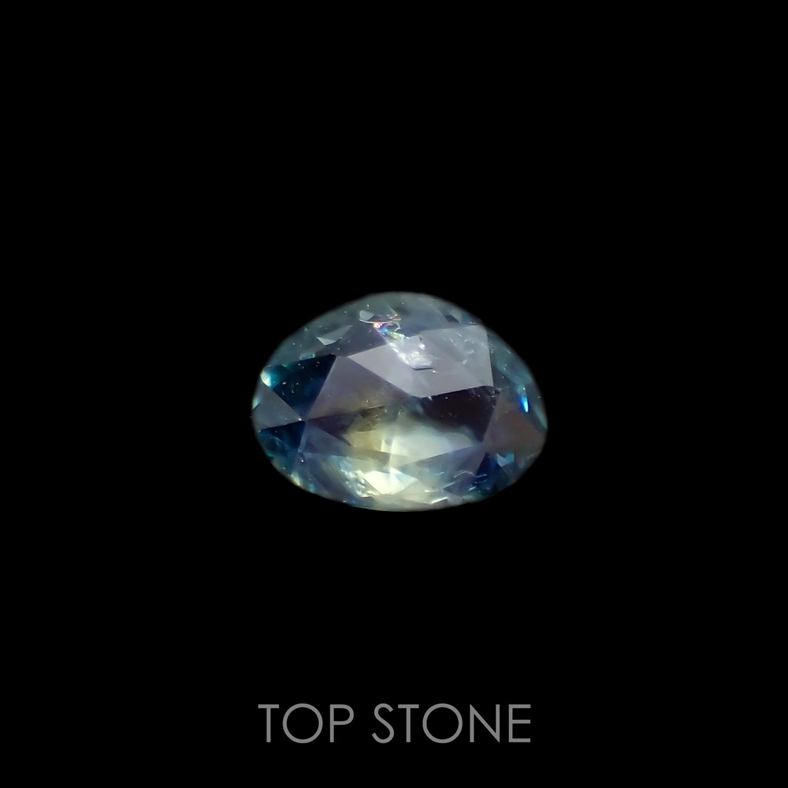 ◇ローズカット◇パーティカラーサファイア(宝石名パーティカラード・サファイア) マダガスカル産 0.91ct 識別済[210913204]7.4×5.6mm前後