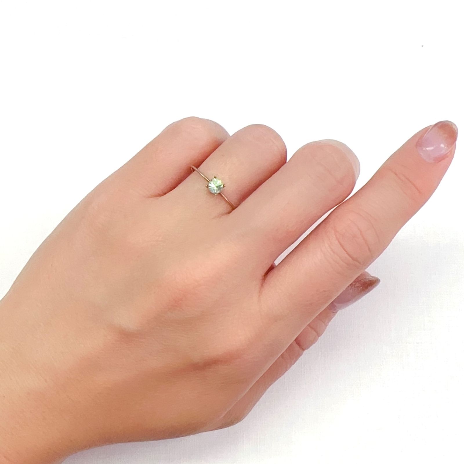 ミントガーネット(宝石名ガーネット)タンザニア産 0.29ct 識別済[230923497]4x4mm前後
