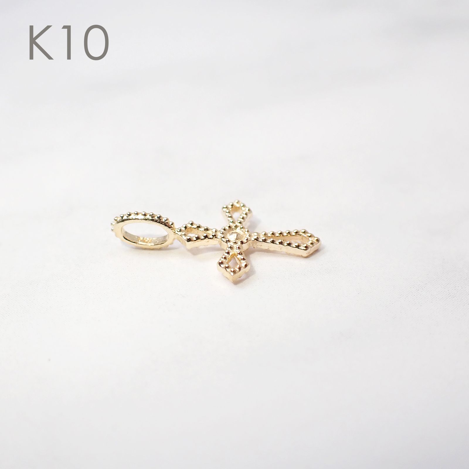 ◇K18/K10 Beata（ビィータ）◇クロス [ラッキーチャーム/ペンダントトップ※チェーン別売り]