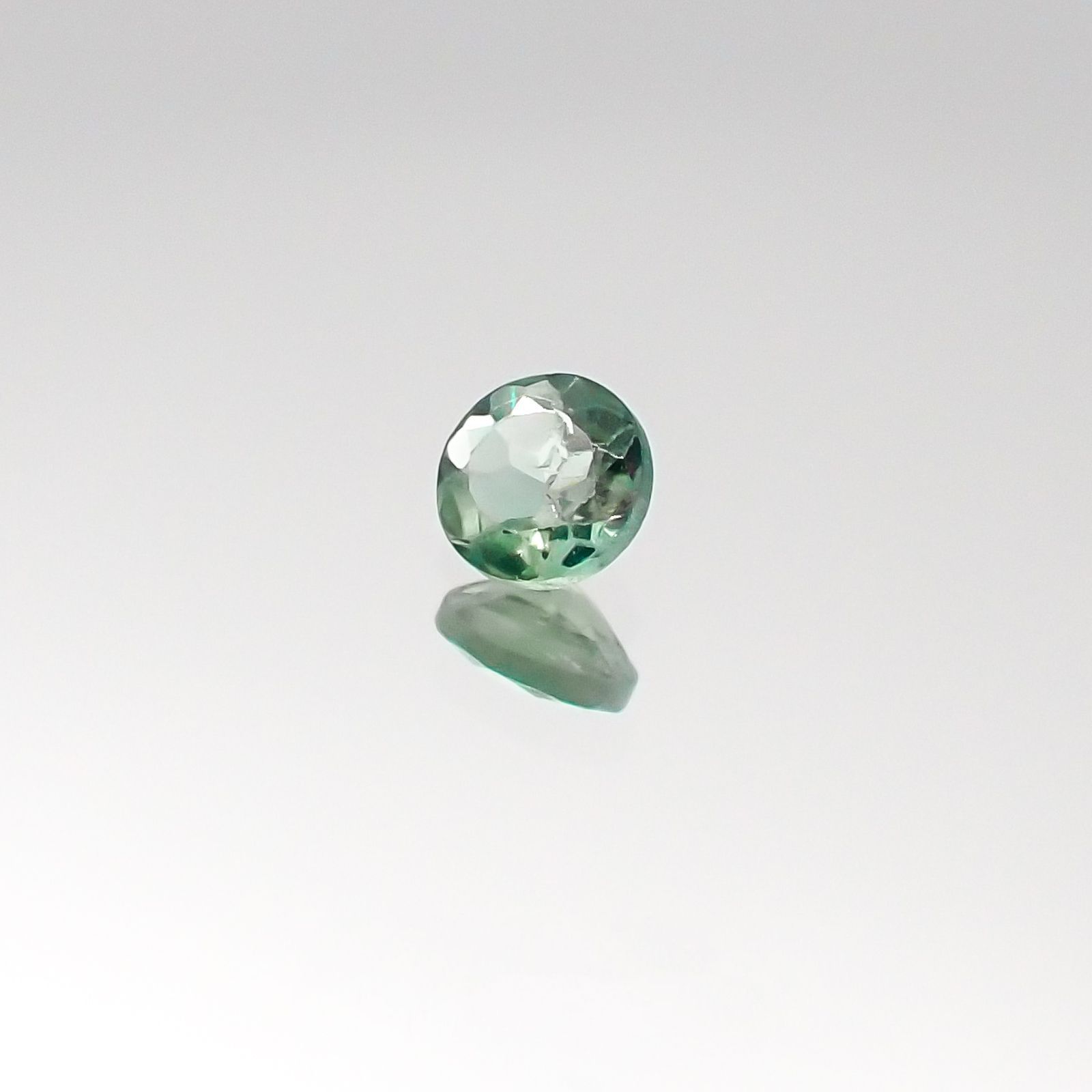 アレキサンドライト インド産 ルース 0.13ct[20095567]3.1×3.1mm前後