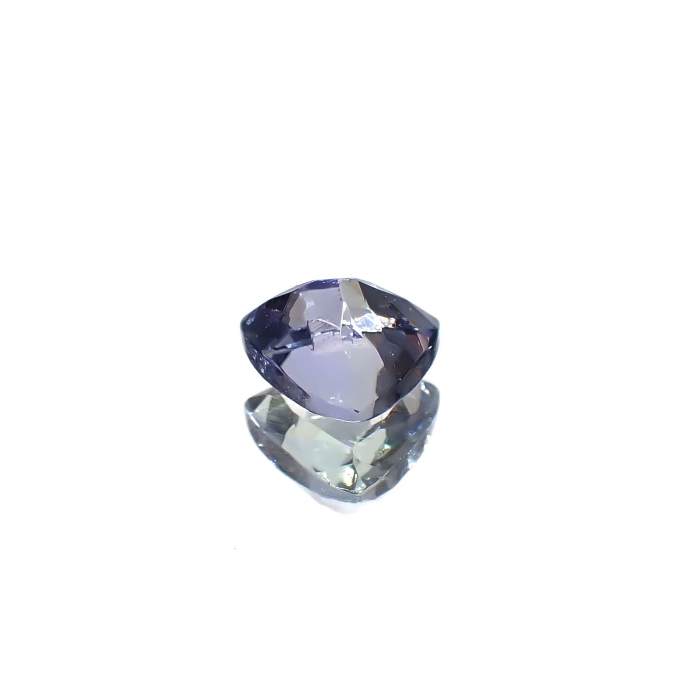 バイカラータンザナイト(宝石名ゾイサイト)タンザニア産 0.47ct バイカラータンザナイト(宝石名ゾイサイト)タンザニア産 0.47ct