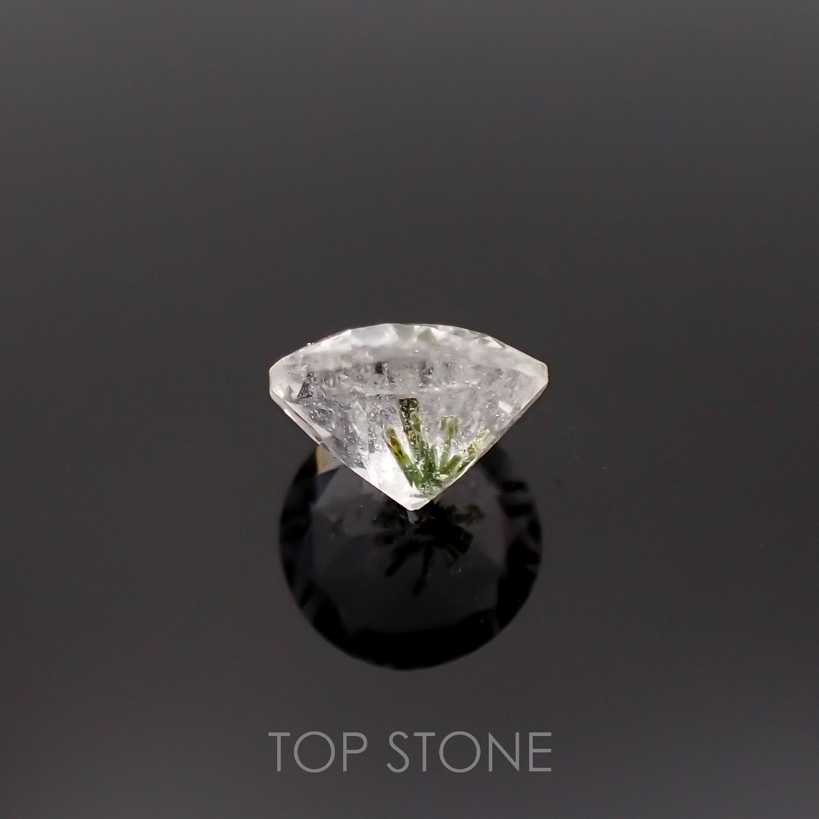 ヘデンベルジャイトインクォーツ インドネシア産 1.03ct[220917821]6.8x6.8mm前後