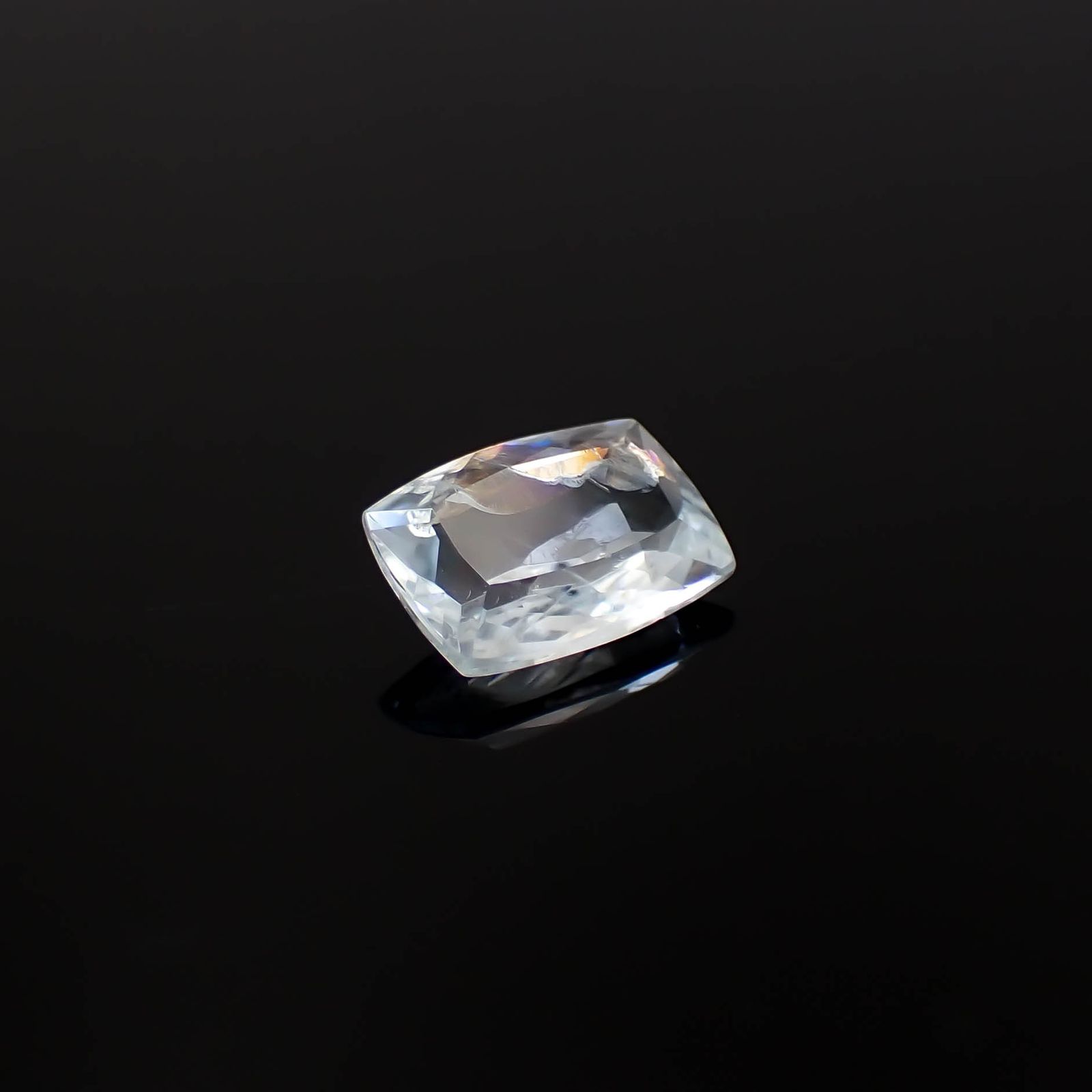 送料無料 ギフト レインボーアクアマリン [250330151]9.4x6 1.58ct ブラジル産 ブレスレット・バングル