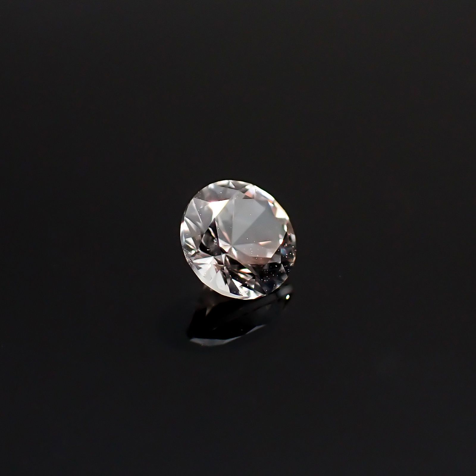 フェナカイト ロシア産 0.53ct / 5.2x5.2mm前後 [260632427]