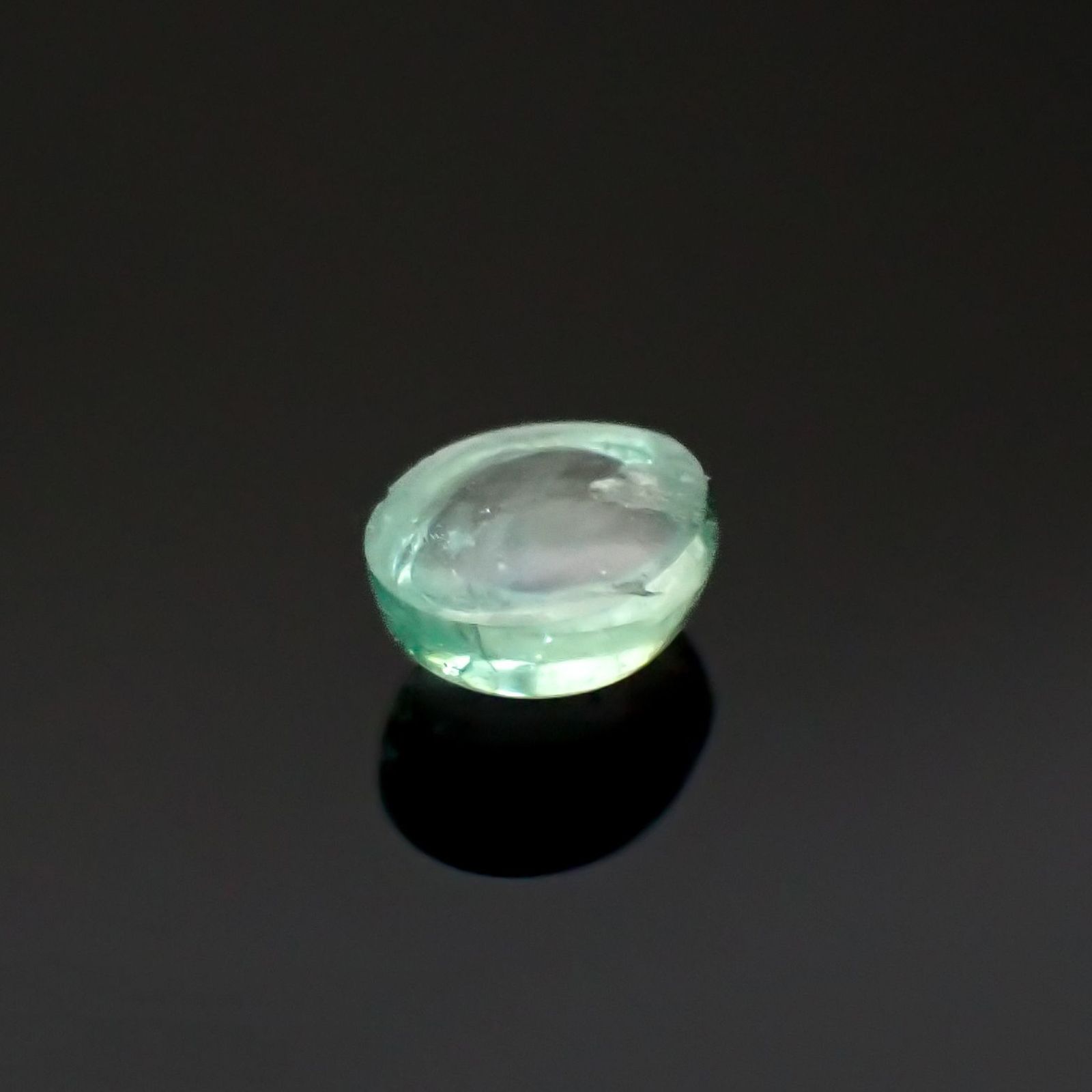 ブルーコーネルピン(宝石名コーネルピン)タンザニア産 0.31ct 識別済[220817347]4.5x3.7mm前後