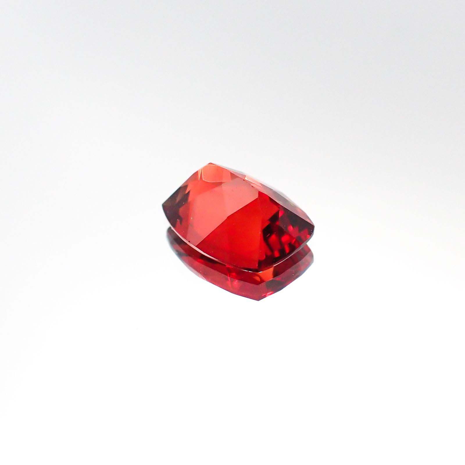 アンデシン(宝石名アンデシン/ラブラドライト)チベット産 1.02ct 識別済[230622479]8.2x6.3mm前後