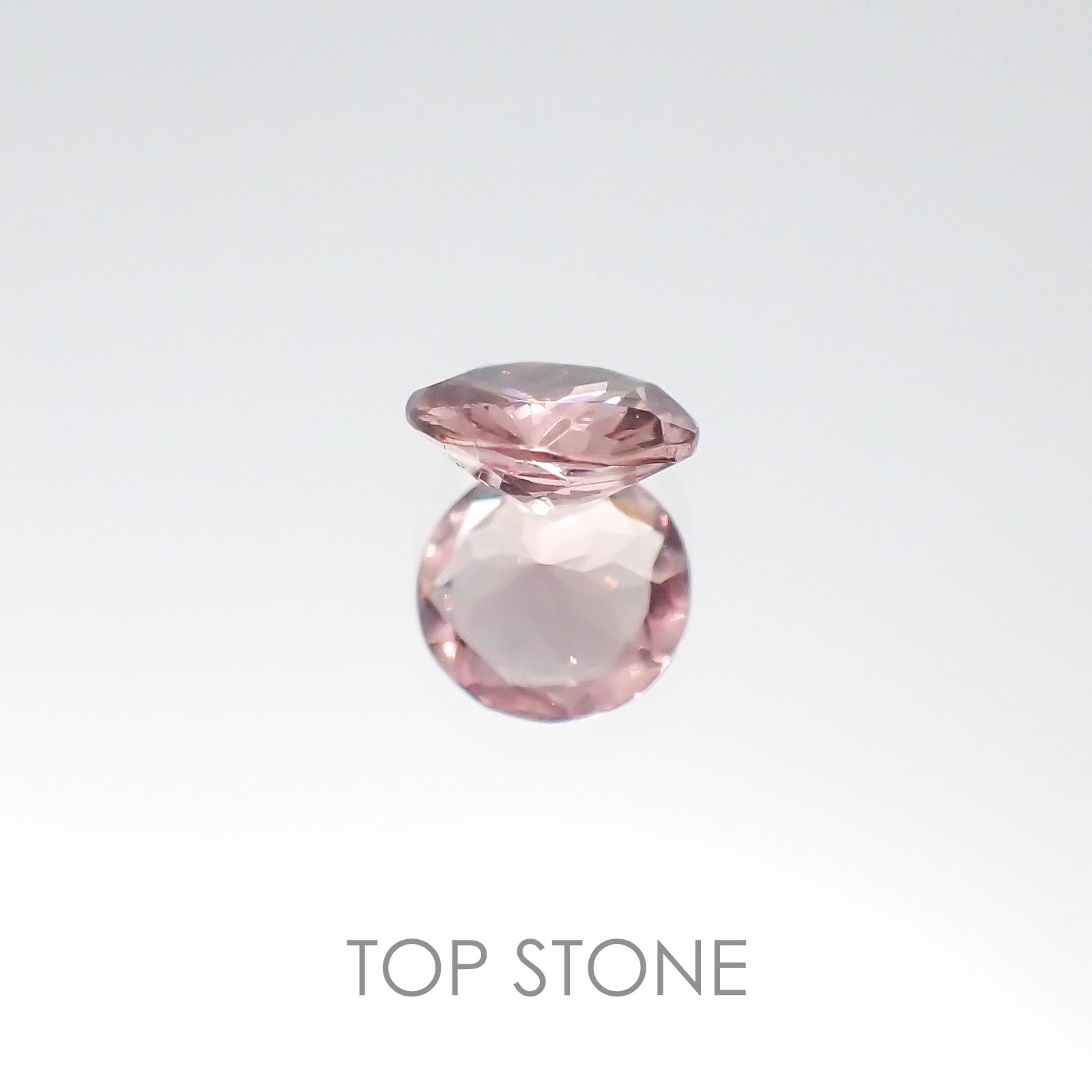 カラーチェンジマラヤガーネット タンザニア産 ルース 0.45ct[20096100]5×4.9mm前後