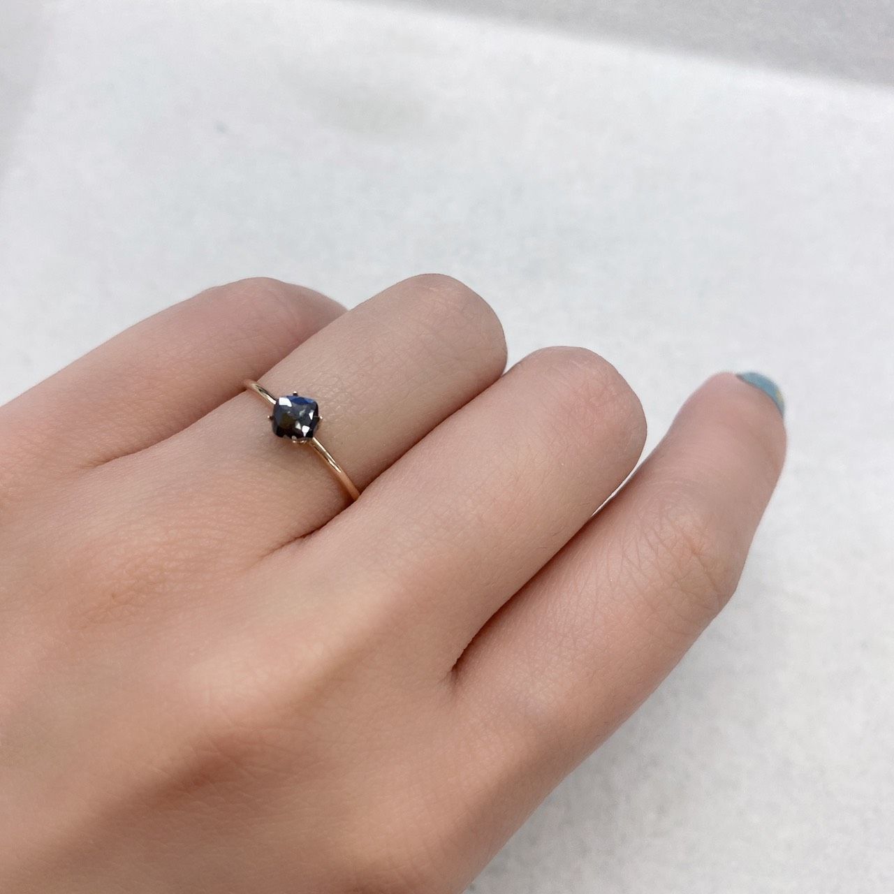 ブラックダイヤモンド(宝石名ダイアモンド) ジンバブエ産 0.34ct 識別済[210812798]4.1×4.1mm前後