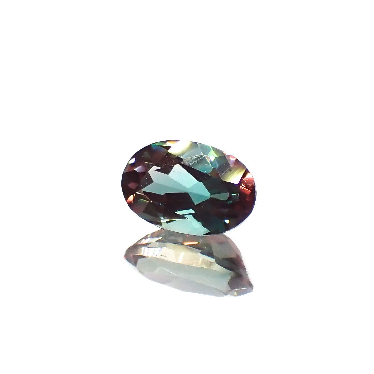 カラーチェンジアンデシン モンゴル産 0.40ct[230421471]5.9x3.8mm前後