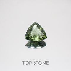 ルドウィジャイトインペリドット パキスタン産 ルース 3.69ct[20128796]10.7×9.3mm前後