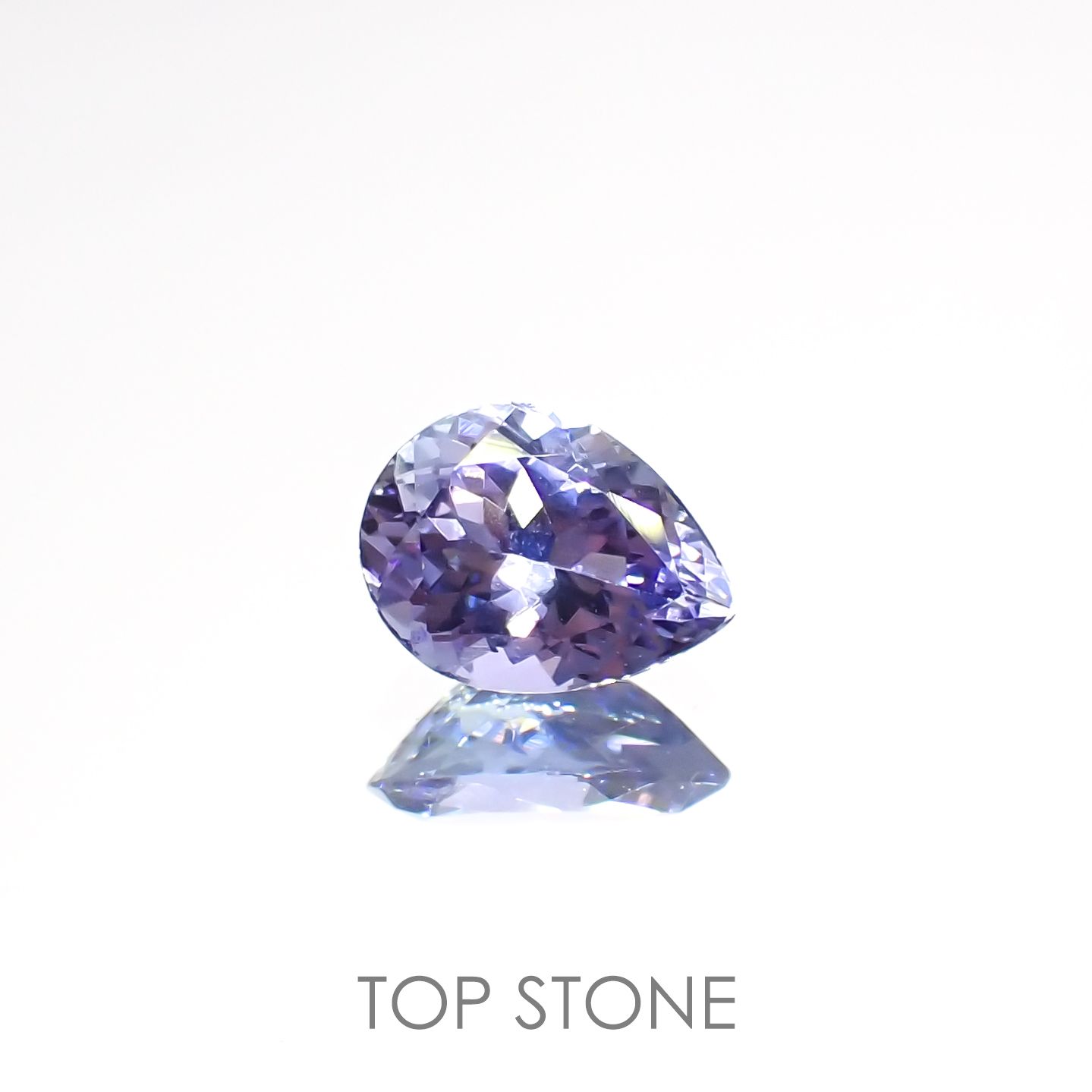 バイカラータンザナイト(宝石名ゾイサイト)タンザニア産 0.83ct 識別済[220515893]7.4x5.6mm前後