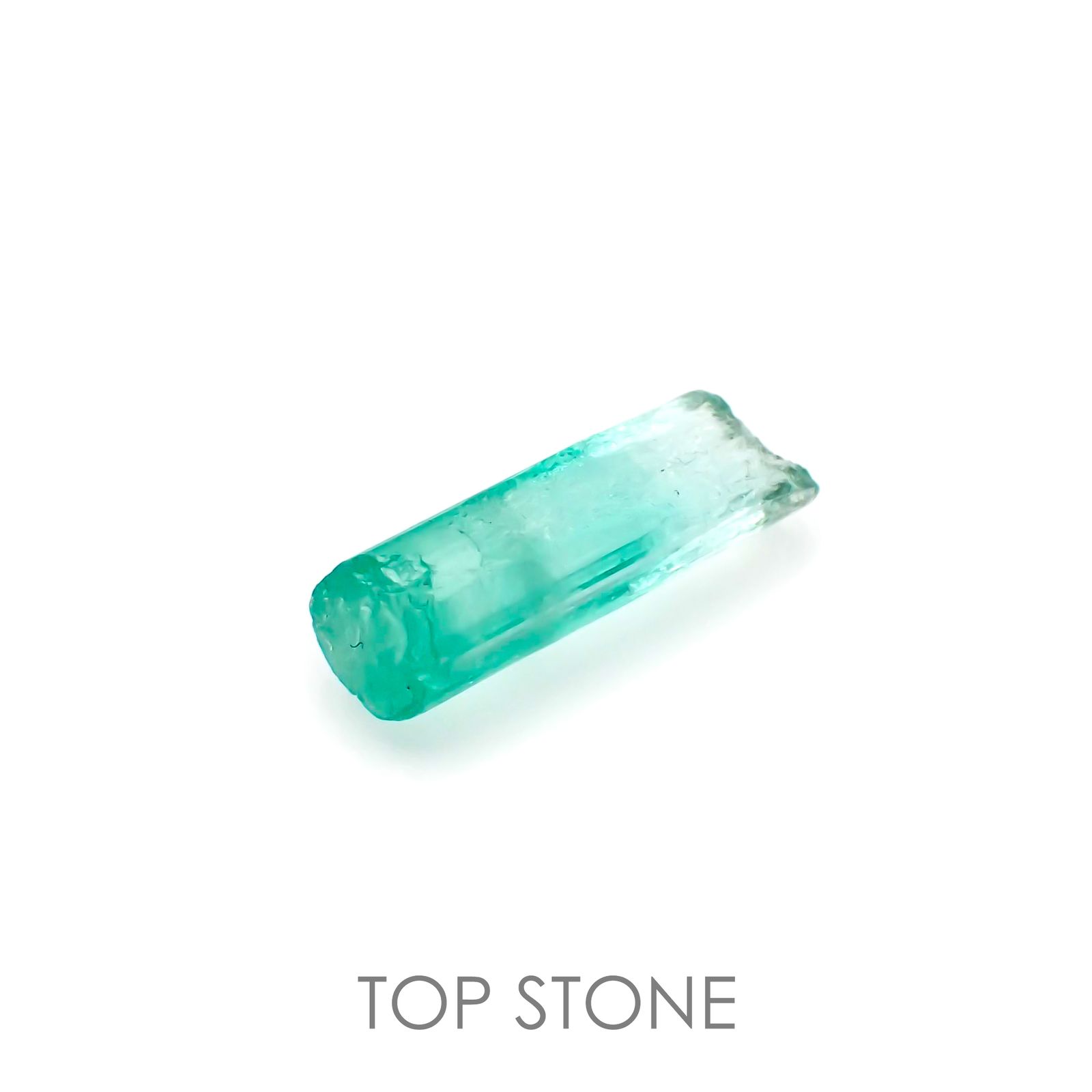 エメラルド(宝石名エメラルド) コロンビア産 原石・結晶 2.918ct ソ付(彩珠)[20062732]15×5mm前後