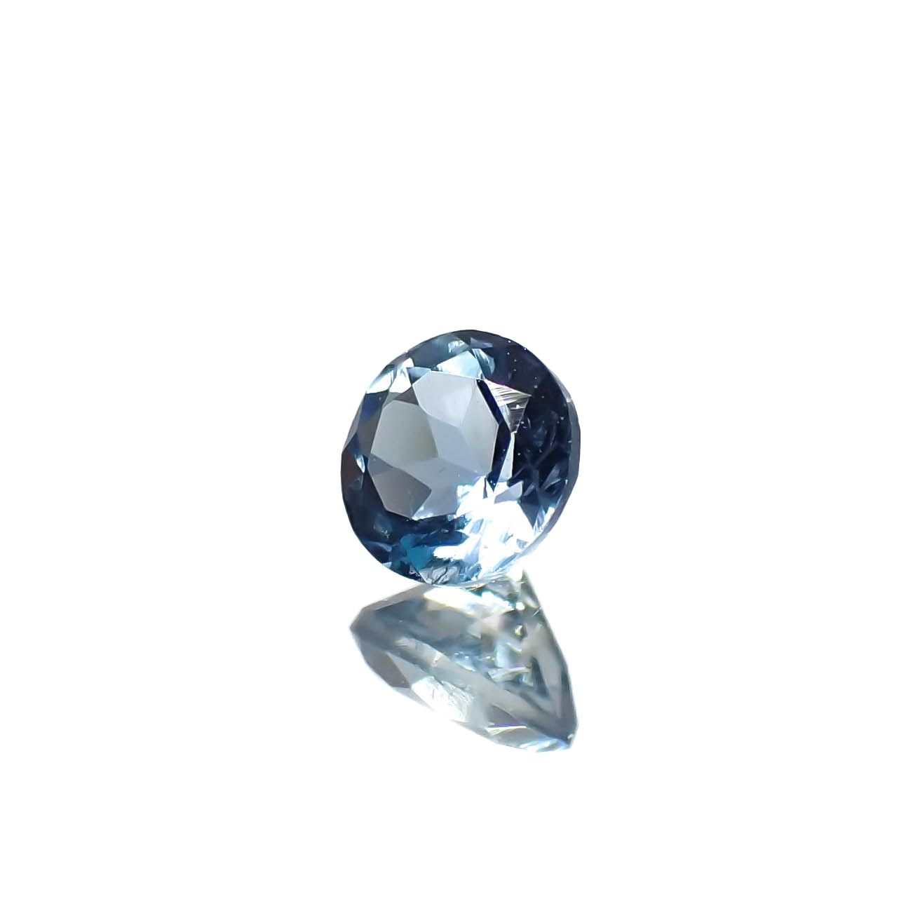 サンタマリアアクアマリン(宝石名アクアマリン)ブラジル産 0.17ct 識別済[240226022]3.5x3.5mm前後