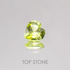 パロットクリソベリル インド産 ルース 0.22ct[20128565]3.9×3.9mm前後