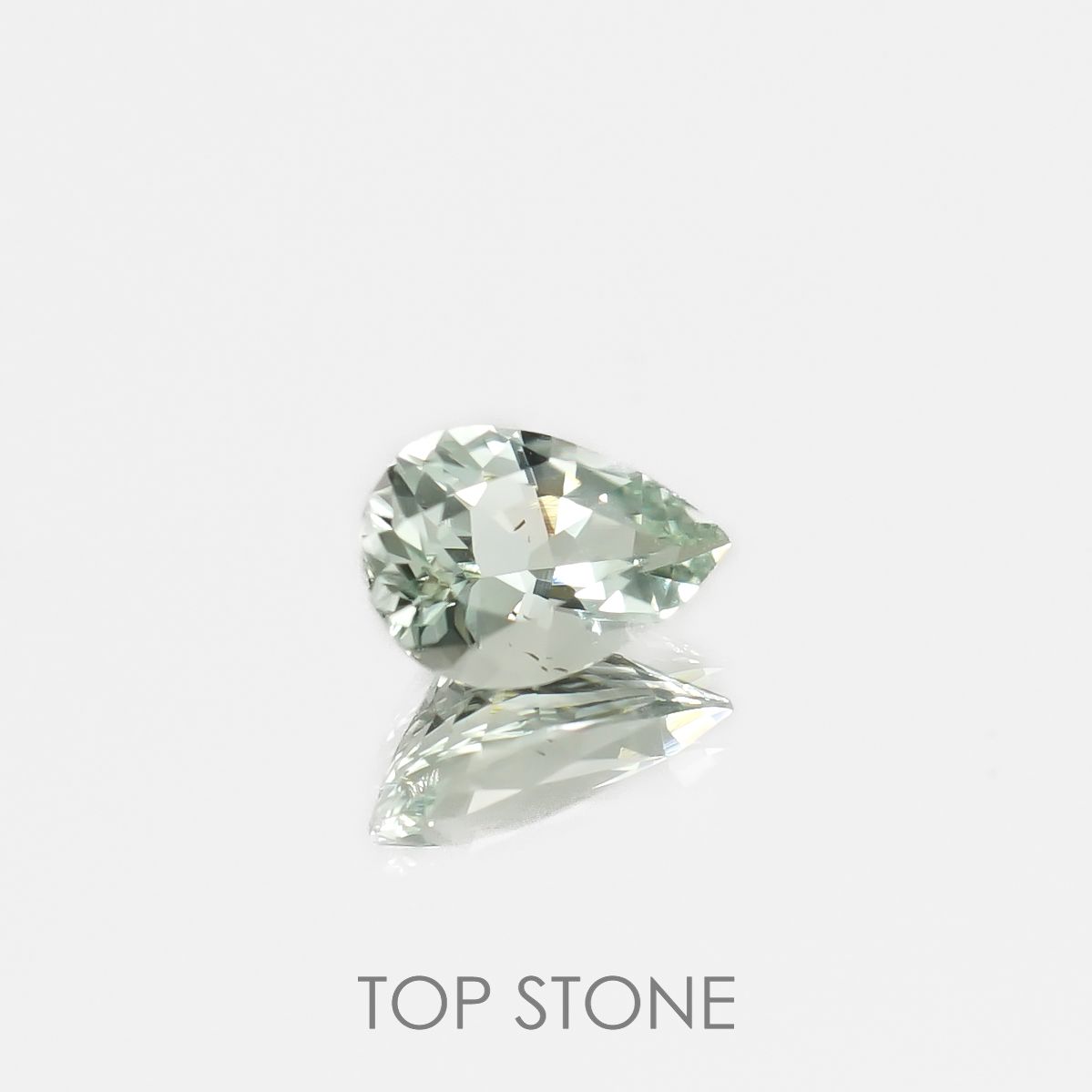 ミントベリル ブラジル産 0.60ct[230119951]7.5x5.1mm前後