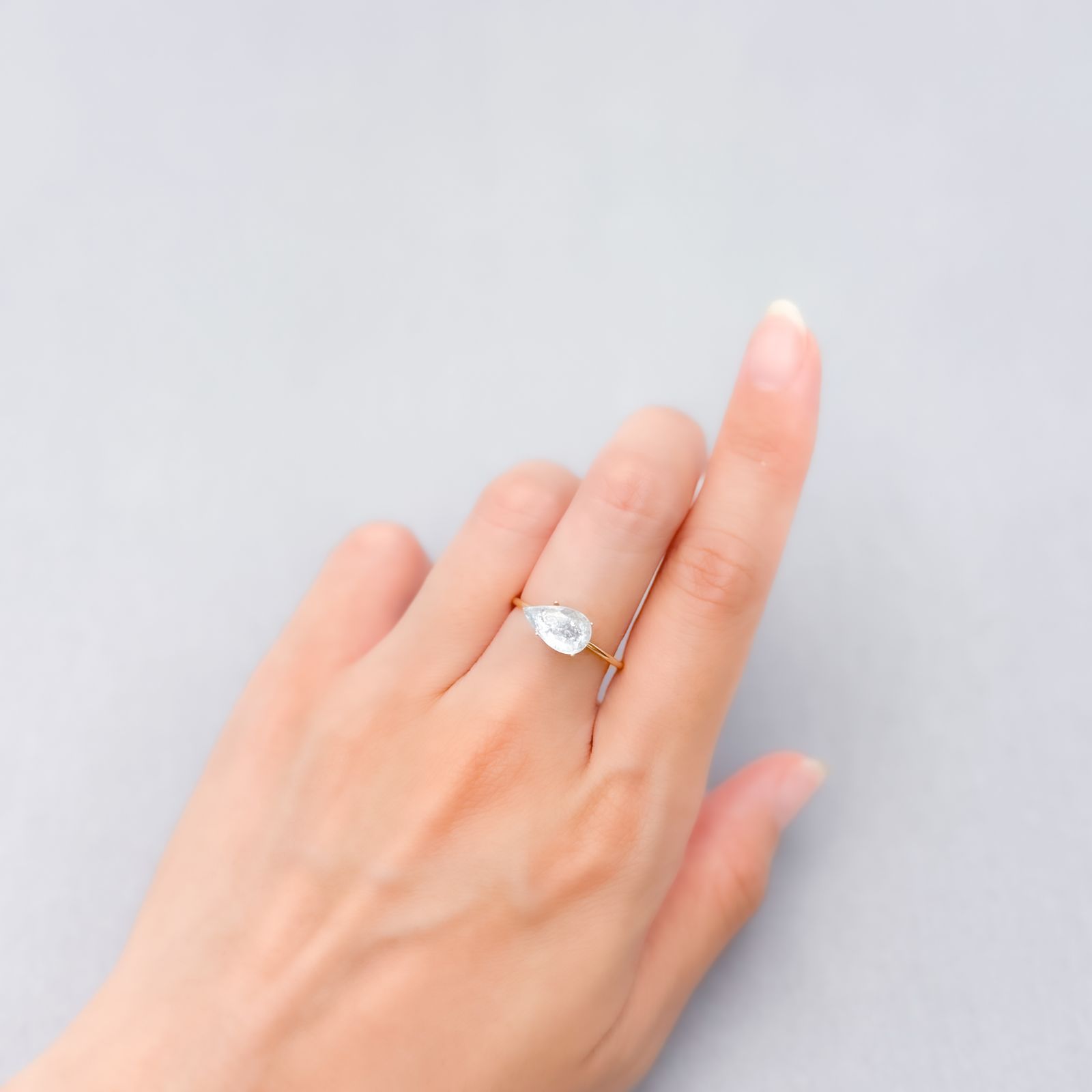 イリデッセンスアクアマリン ブラジル産 1.49ct [250730710]10.7x6.5mm前後
