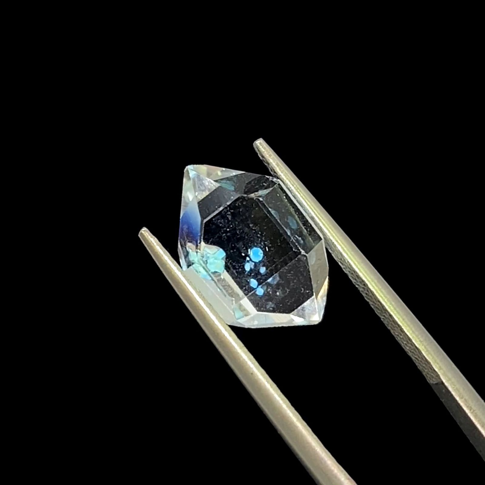 オイルインクォーツ 原石 パキスタン産 4.11ct[220917867]13.1x8.5mm