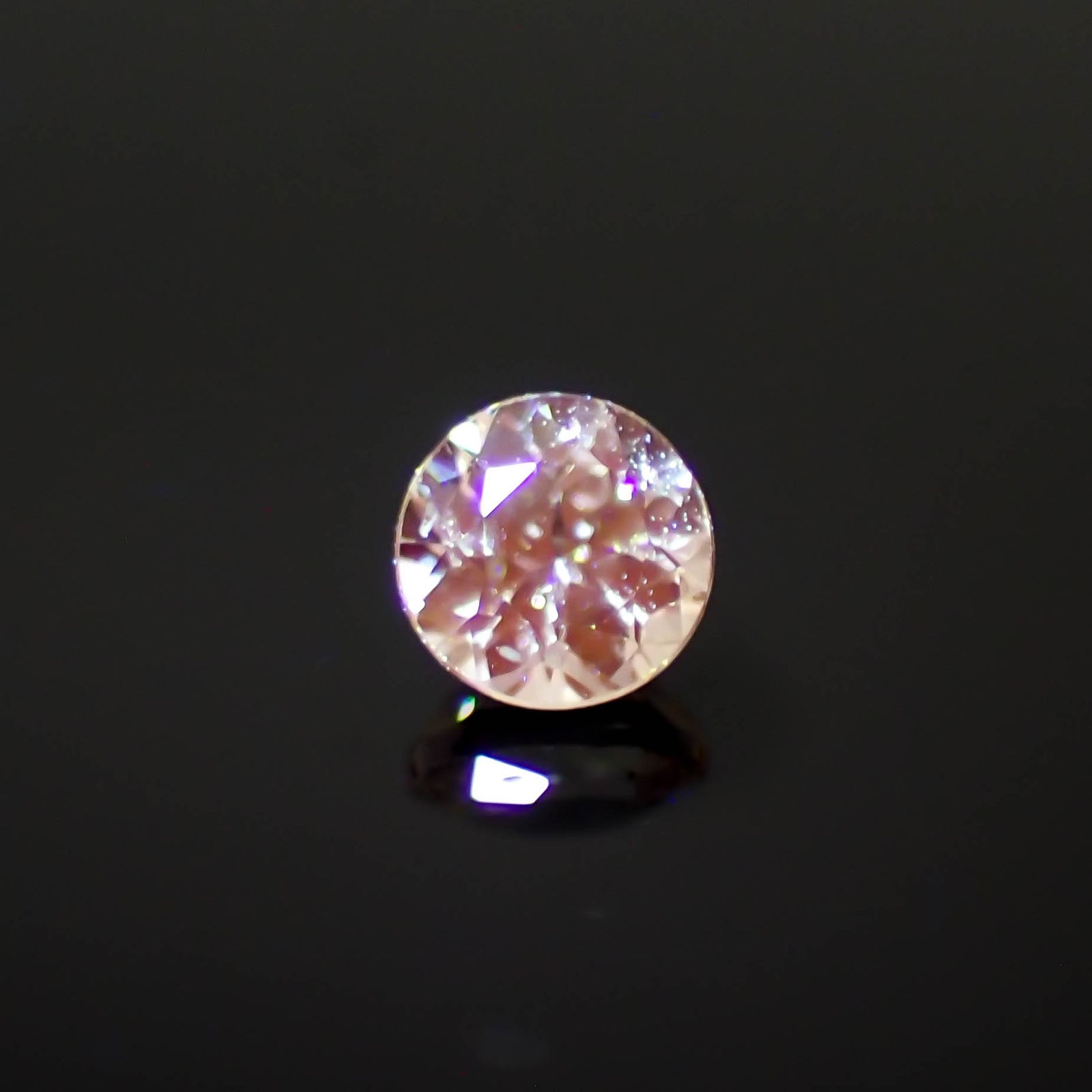 リューコガーネット ビルマ産 0.20ct[230421421]3.4x3.4mm前後