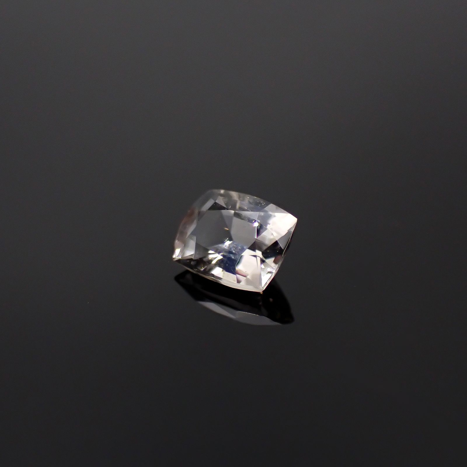 ティンカーベルクォーツ ブラジル産 0.33ct[240628175]5x3.9mm前後