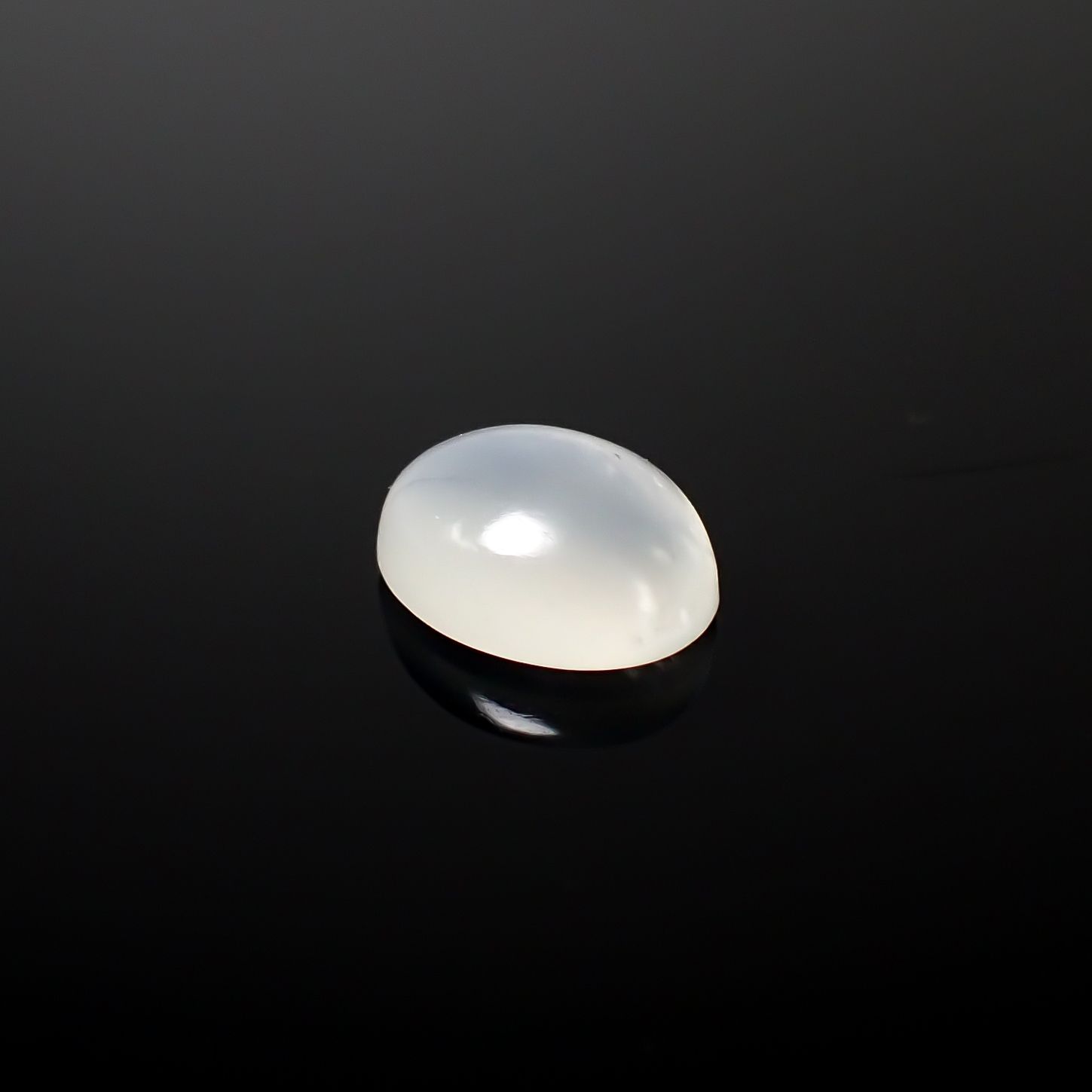 ムーンストーンキャッツアイ インド産 1.88ct[240527752]9.1x7.1mm前後