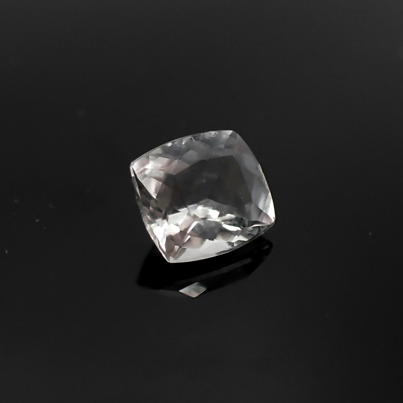 ハイアライトオパール(宝石名オパール)メキシコ産 1.27ct 識別済[231024006]7.8x6.8mm前後