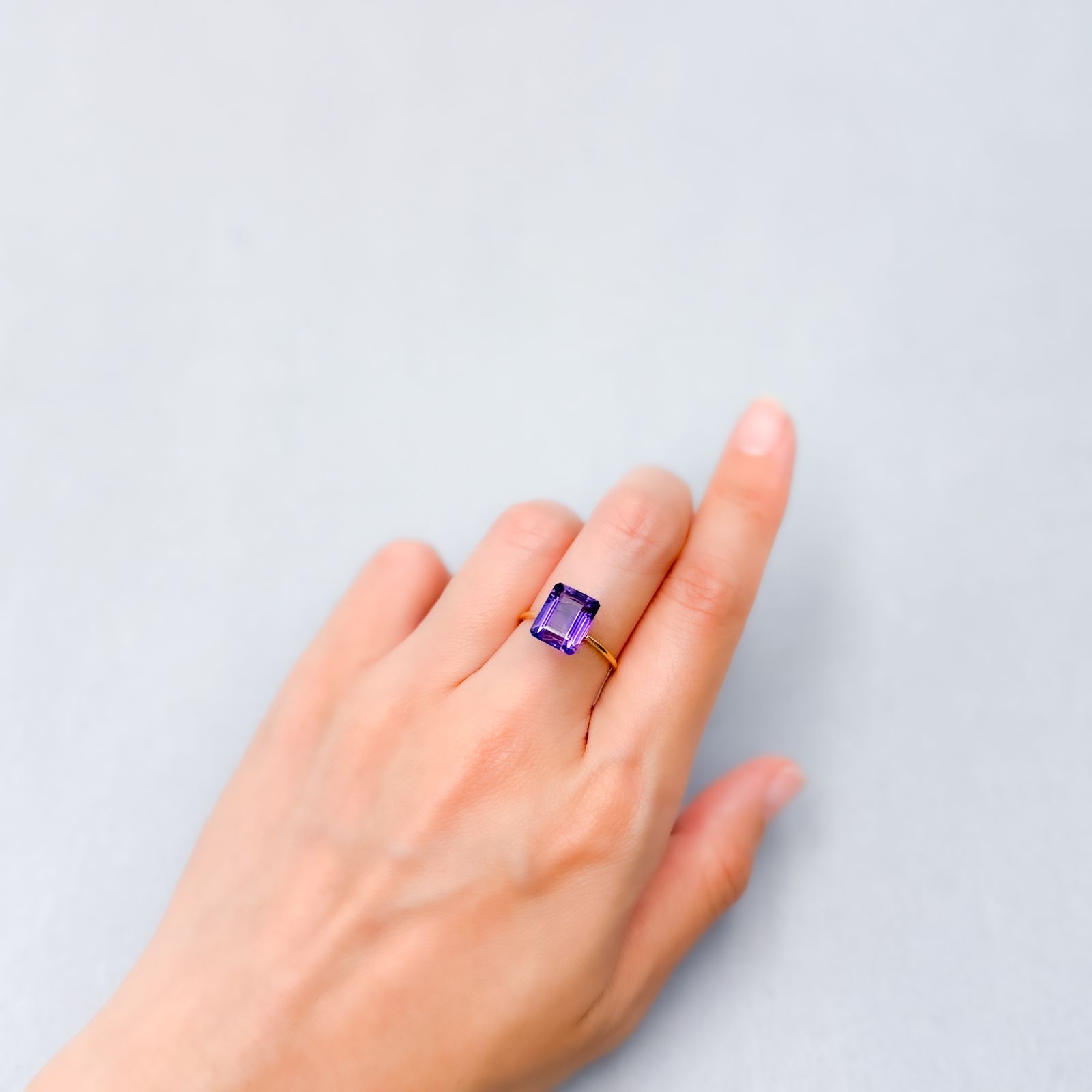 カラーシフトアメジスト ブラジル/ウルグアイ産 3.43ct [250530318]10.3x8.2mm前後
