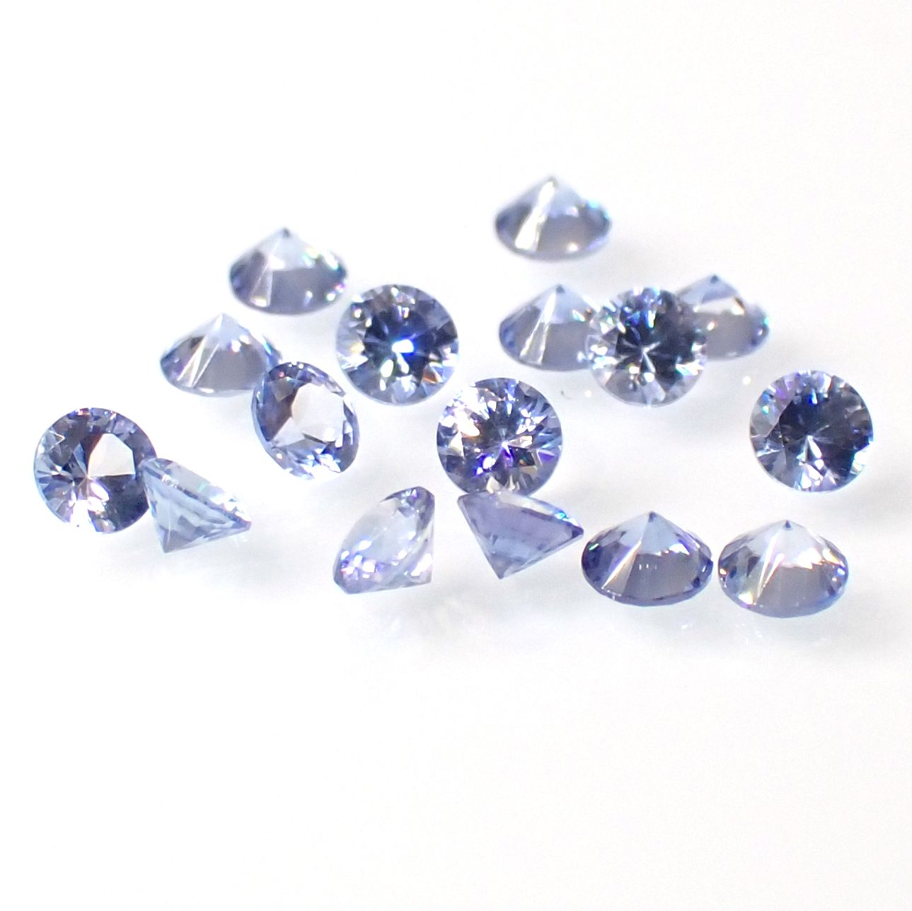◆ランダムセレクト-Limited edition-◆<先着16個>ベニトアイト アメリカ・カリフォルニア州産 約0.03ct[230622337]2x2mm前後