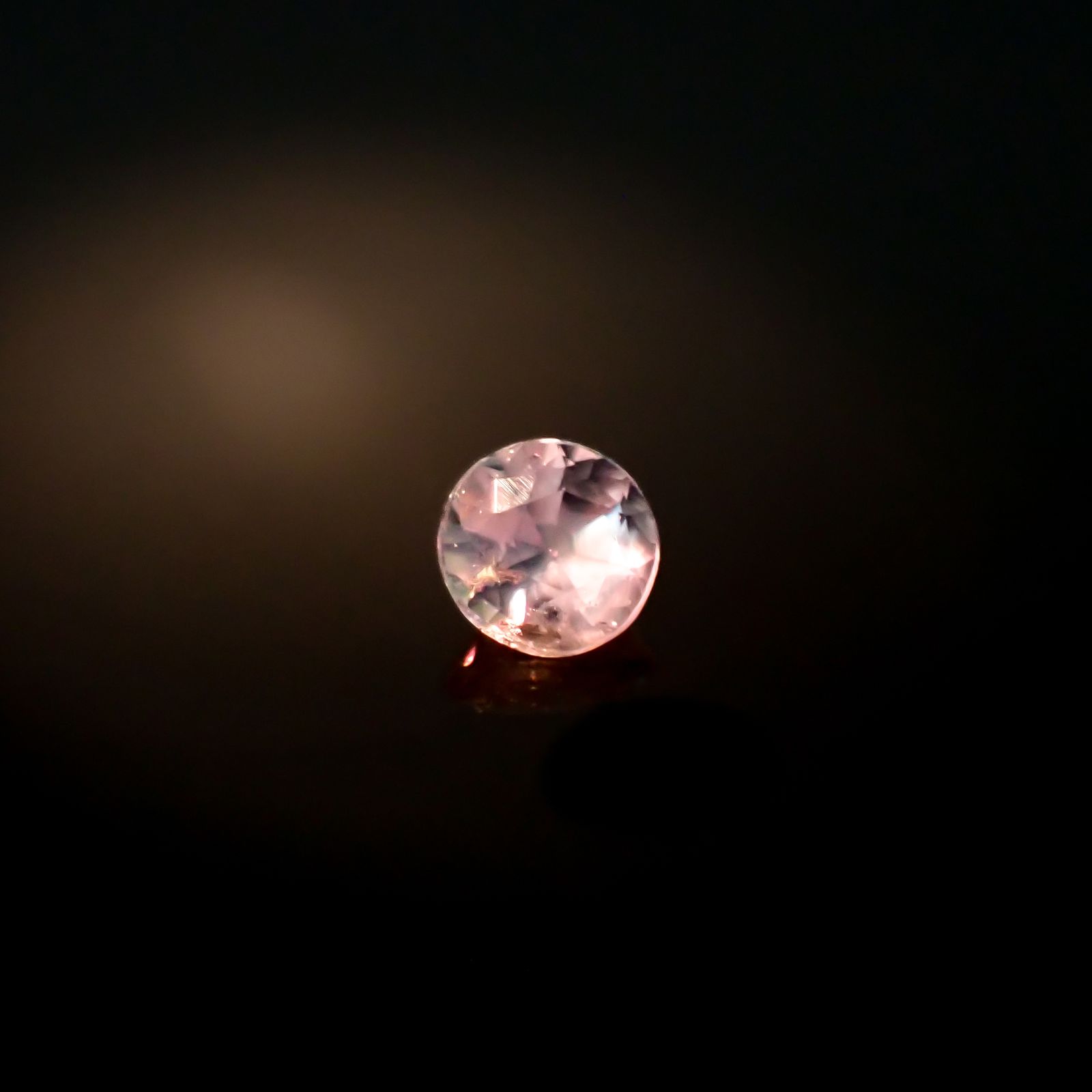 シルキーアレキサンドライト ブラジル産/EmeraldMains社製 0.045ct[240527615]2.1x2.1mm前後