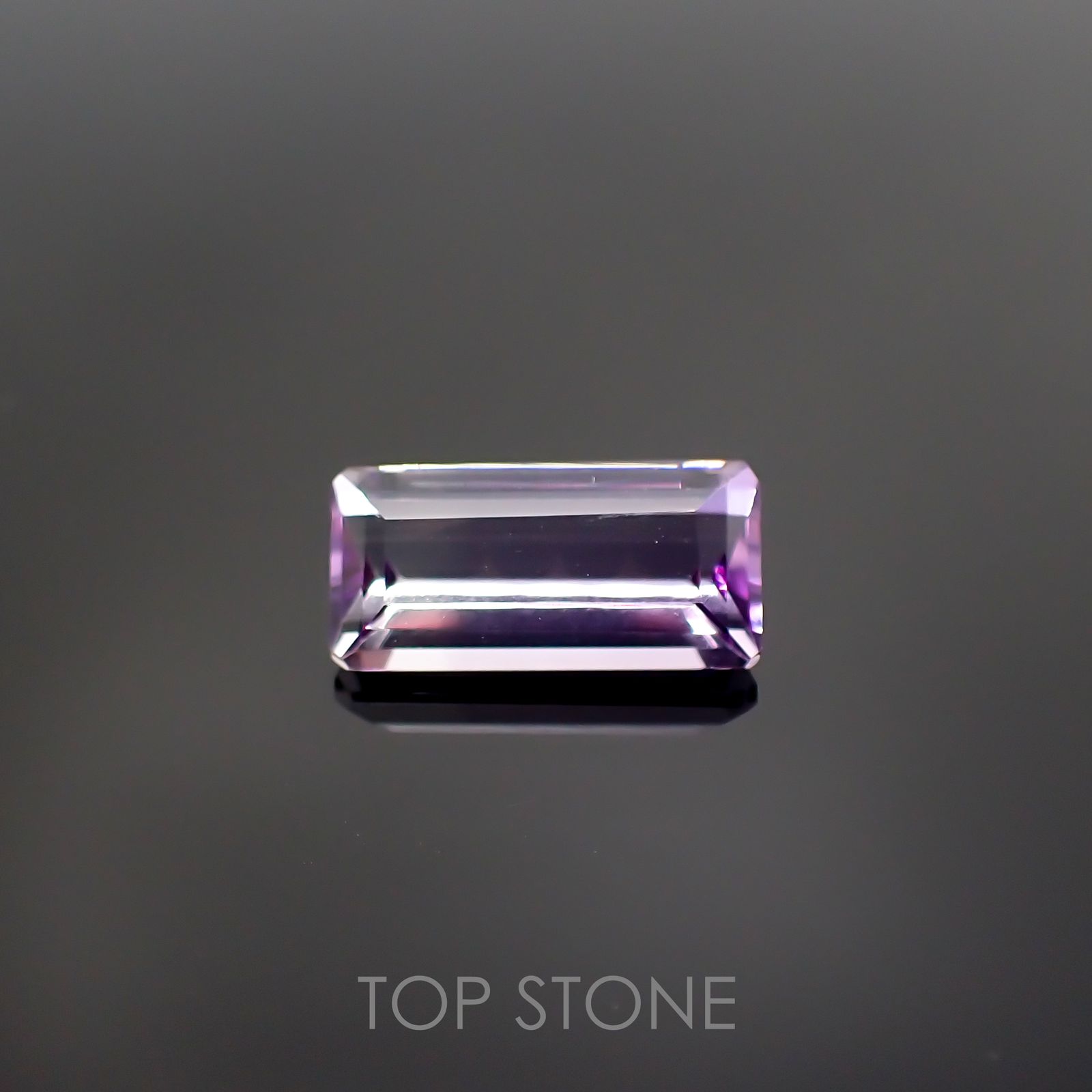 アワーグラスアメジスト(宝石名バイカラー・クォーツ) モロッコ産 2.34ct 識別済[210912327]12.1×5.9mm前後