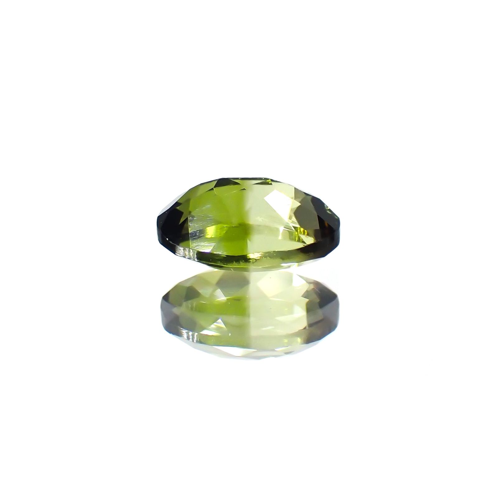バイカラートルマリン(宝石名バイカラー・トルマリン) ブラジル/アフリカ産 0.95ct 識別済[211013566]7.3×5.3mm前後