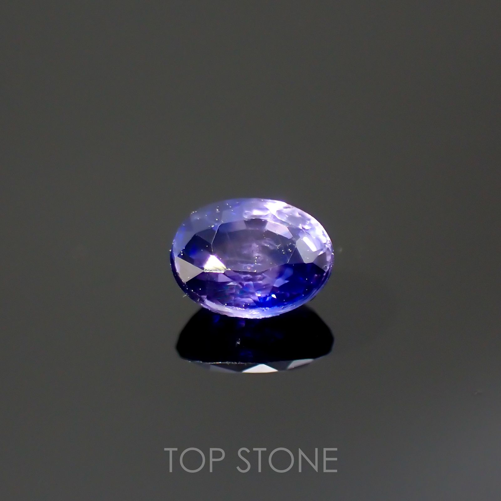 バイカラーサファイア(宝石名サファイア)タンザニア産 0.27ct 識別済[220616190]4x3mm前後