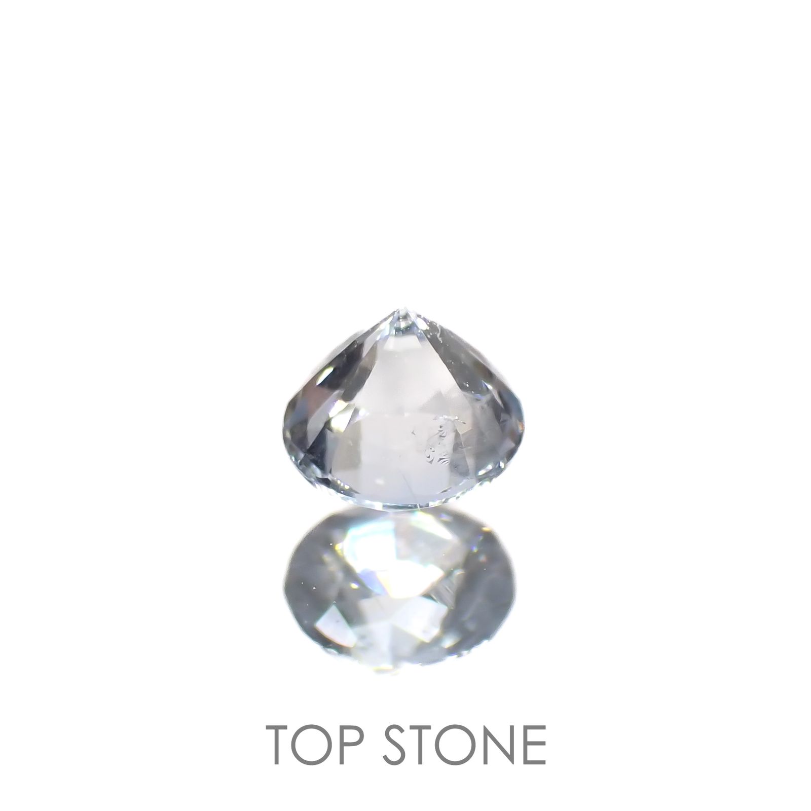 ジェレメジェバイト(宝石名エレメジェバイト)ナミビア産 0.15ct 識別済[220616315]3.2x3.1mm前後