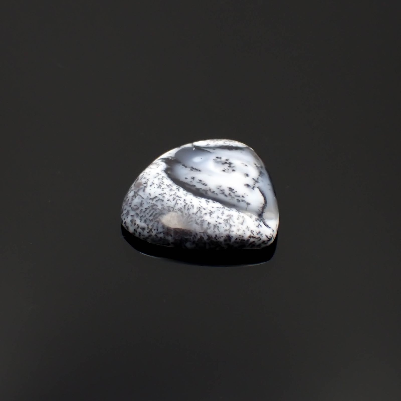デンドリチックオパール ブラジル産 24.22ct[230722772]25.5x26.3mm前後