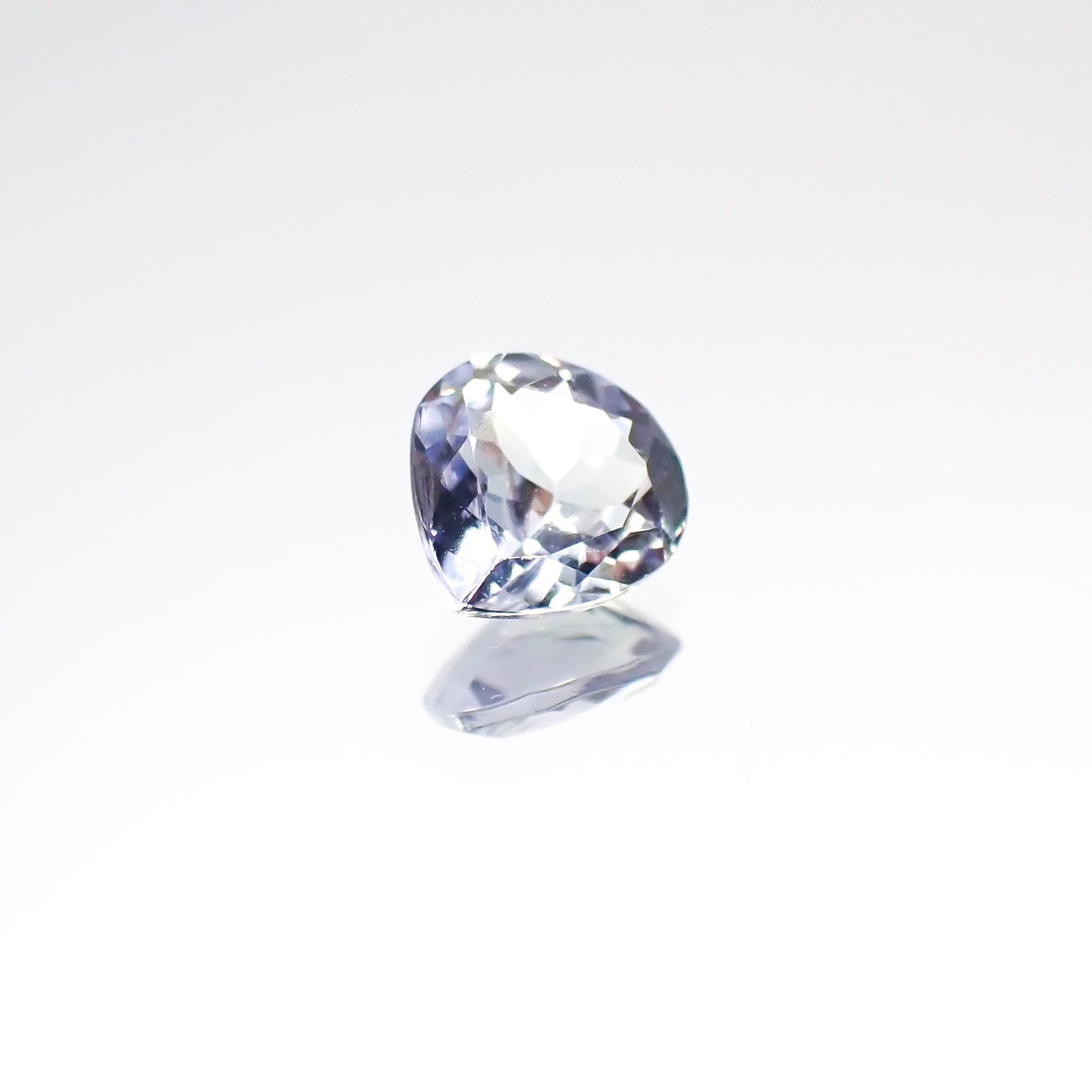 バイカラータンザナイト(宝石名タンザナイト)タンザニア産 0.42ct 識別済[231024012]5.1x5.1mm前後