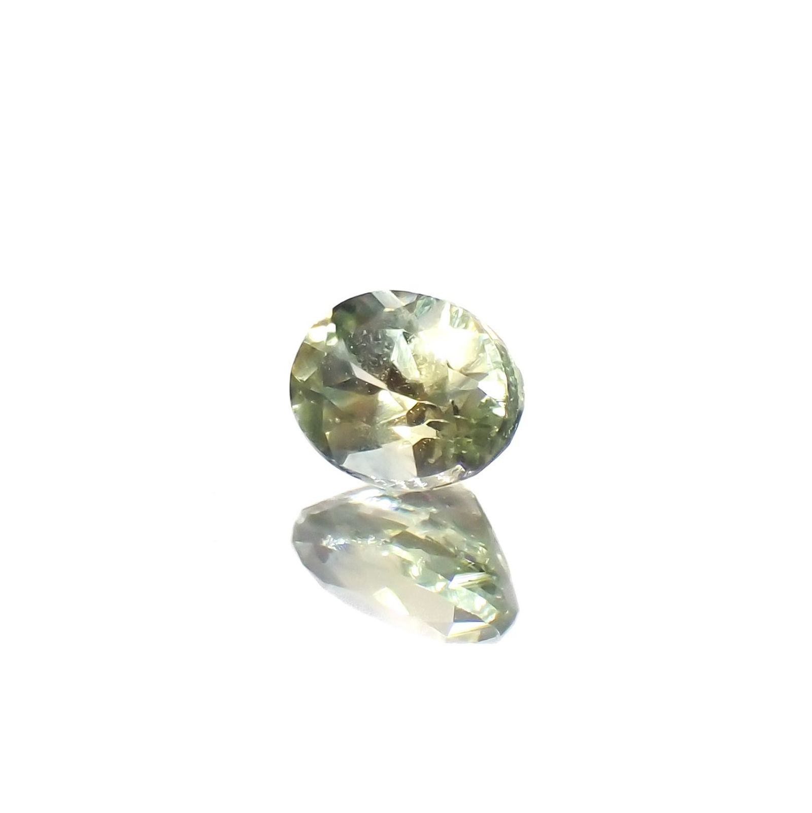 モンタナサファイア(宝石名サファイア)アメリカ・モンタナ州産 識別済 0.25ct / 4x3.1mm前後 [260422429]