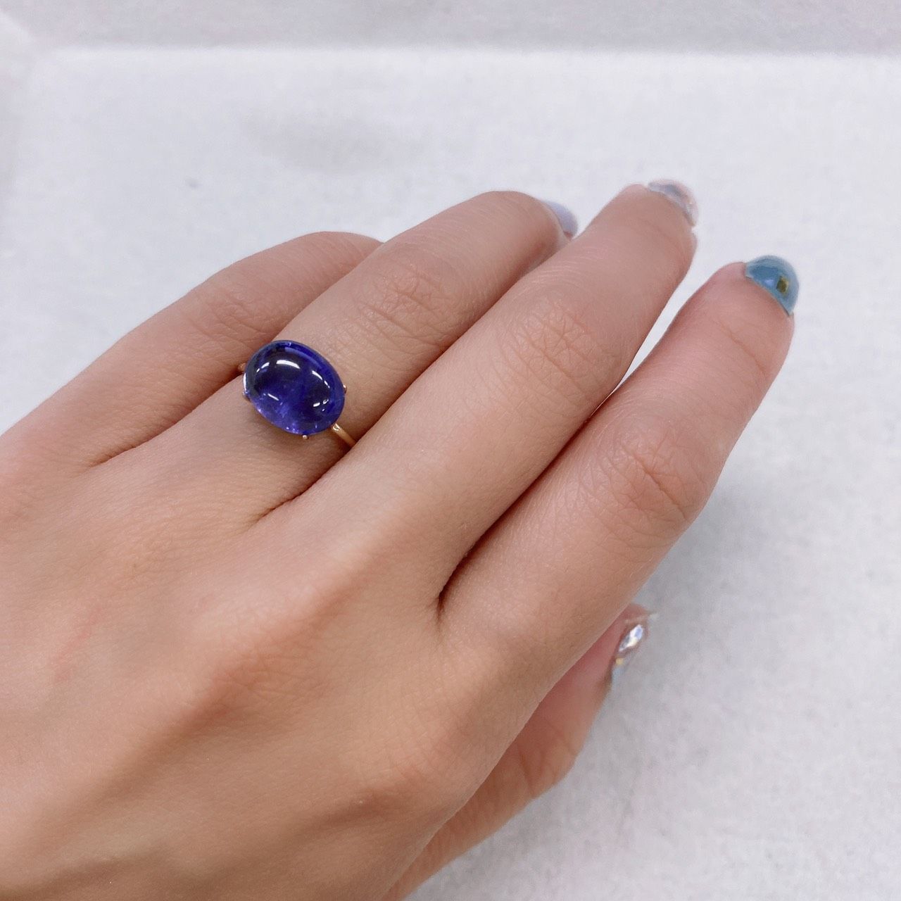 バイカラータンザナイト(宝石名バイカラー・ゾイサイト) タンザニア産 4.84ct 識別済[210812245]11.2×9mm前後