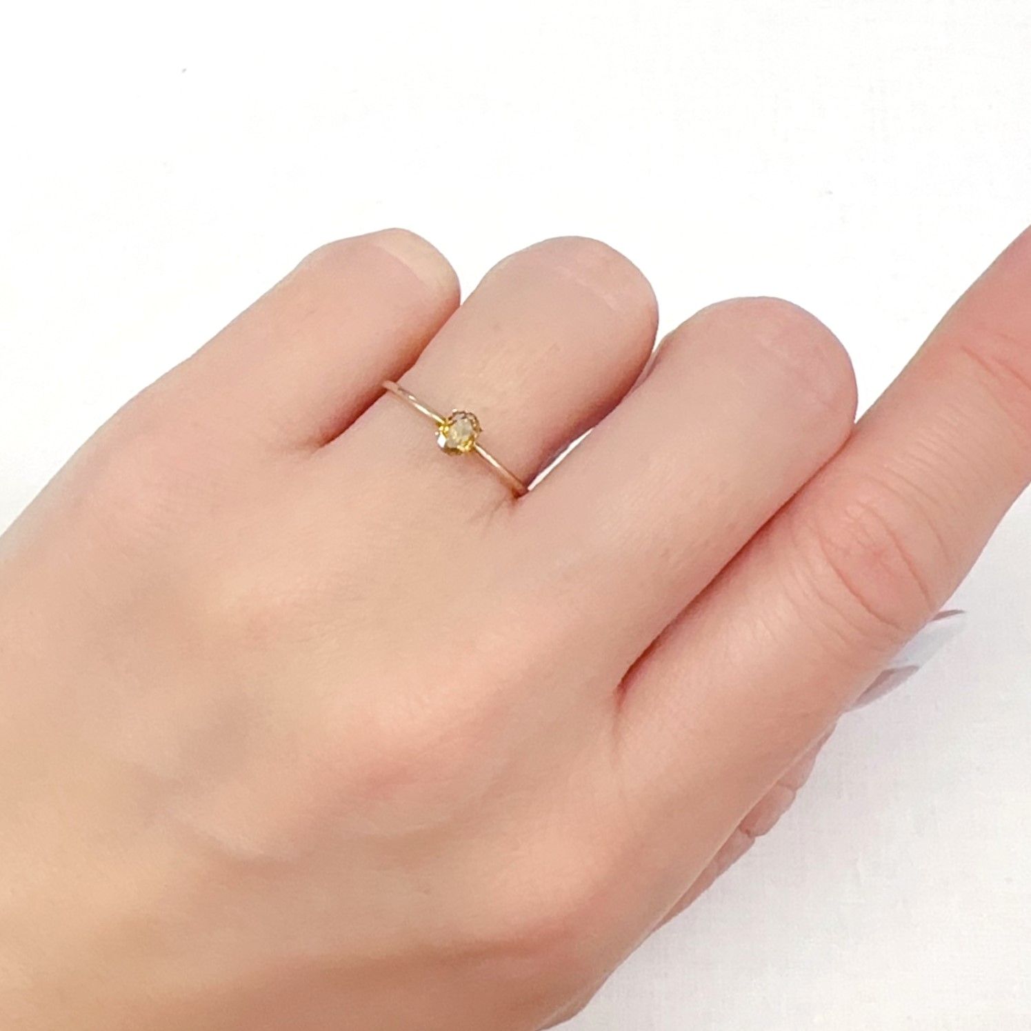 イエローダイヤモンド SI-1/FANCY DEEP BROWNISH ORANGY YELLOW(宝石名ダイアモンド) 0.257ct ソ付(CGL)[240125397]4.46x3.35mm前後