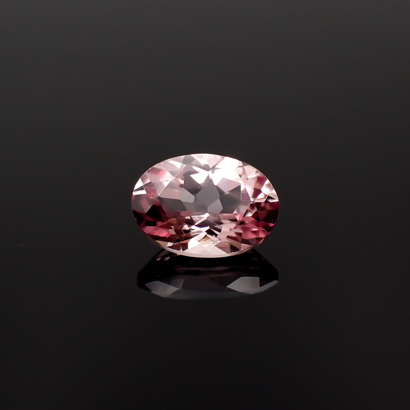 ドラゴンガーネット タンザニア産 1.02ct[231023696]7x5mm前後
