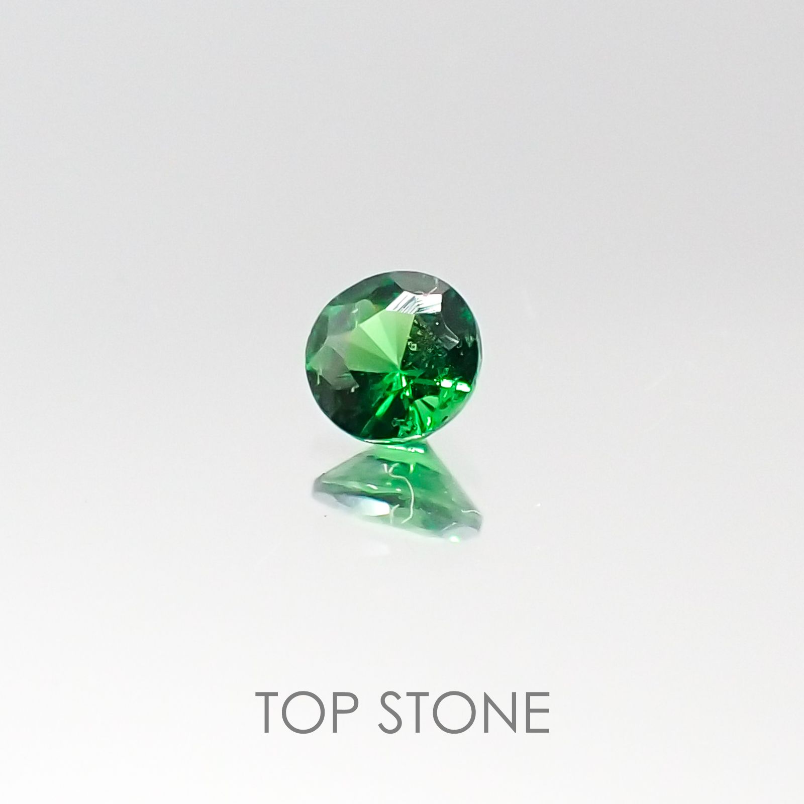 ツァボライト タンザニア産 ルース 0.19ct[20095727]3.6×3.5mm前後